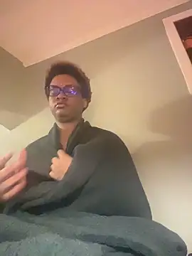 nickytheehawtie online show from February 25, 2026, 9:19 am