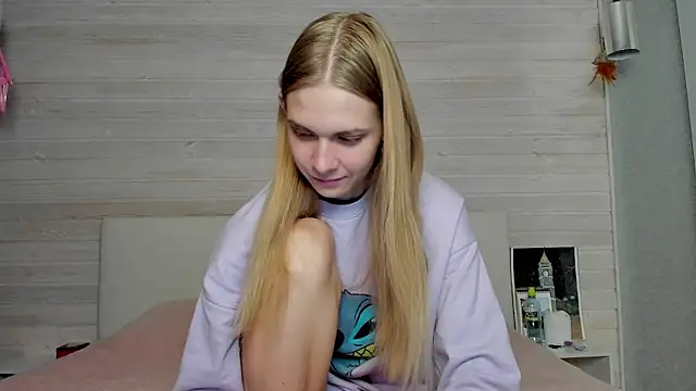 Snapshot of molly_hunt_ chatting on October 16, 2025, 3:18 am molly hunt online show from October 16, 2025, 3:18 am