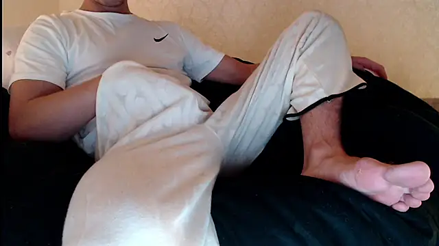 LoganAthletic online show from March 7, 2026, 7:44 pm