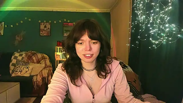 ClancyMorissey online show from March 26, 2026, 6:13 pm