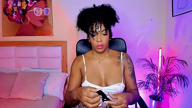 AitanaBrown  online show from February 27, 2026, 9:26 pm