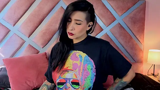  kelly hous36 online show from February 11, 2026, 1:05 pm