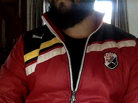 Snapshot of huny0019 chatting on January 9, 2026, 11:46 am huny0019 online show from January 9, 2026, 11:46 am