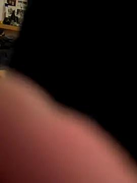 Snapshot of rippedbritish chatting on October 16, 2025, 5:36 pm rippedbritish online show from October 16, 2025, 5:36 pm