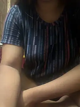 Snapshot of SkilfulLadybird chatting on June 6, 2026, 8:46 pm SkilfulLadybird online show from June 6, 2026, 8:46 pm