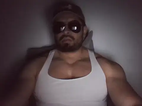 marcus002001 online show from March 30, 2026, 3:51 am