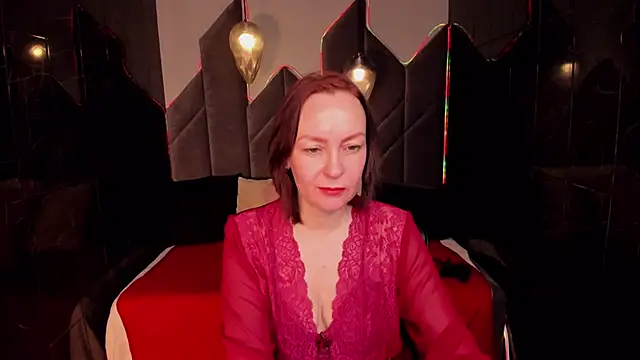 NikaGentle online show from February 8, 2026, 5:44 am