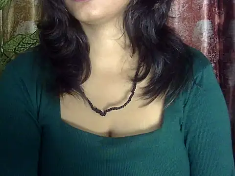 SEXY-MAHI- online show from December 12, 2024, 5:15 pm