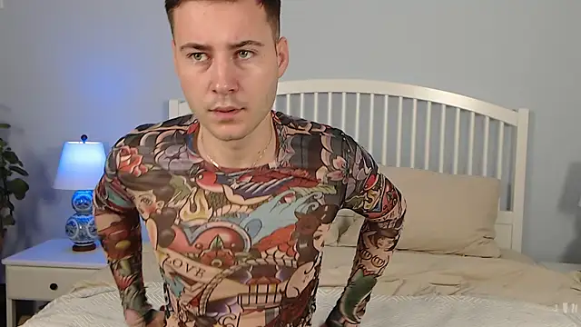 Snapshot of JustinMorrisX chatting on October 18, 2025, 8:48 am JustinMorrisX online show from October 18, 2025, 8:48 am