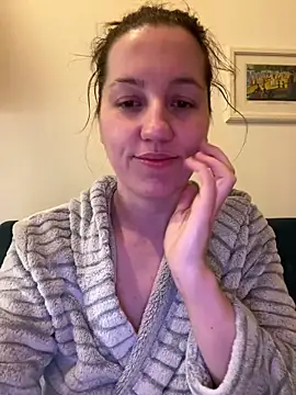 Nicole-Ray online show from February 26, 2026, 5:28 am