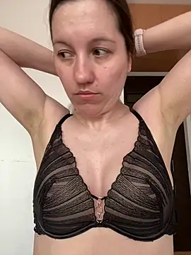 Nicole-Ray online show from April 27, 2026, 9:18 am