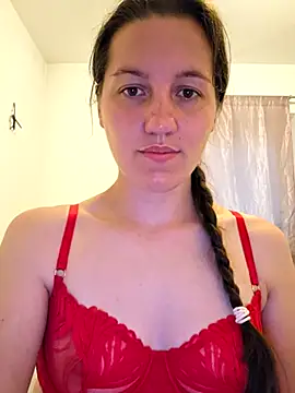 Snapshot of Nicole-Ray chatting on August 5, 2026, 6:22 pm Nicole-Ray online show from August 5, 2026, 6:22 pm