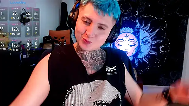 Marieblueeyes online show from February 7, 2025, 2:40 am