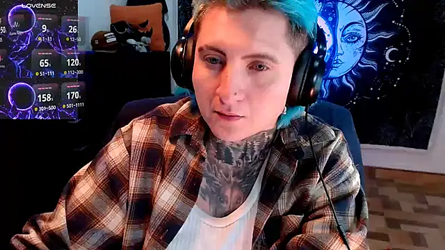 Marieblueeyes online show from February 18, 2025, 9:43 am