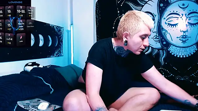 Marieblueeyes online show from February 5, 2026, 11:09 pm