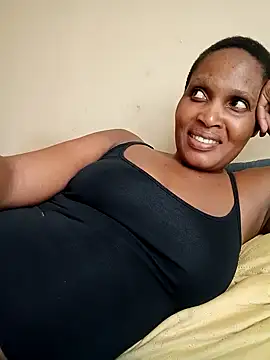 Snapshot of Nonelela chatting on October 31, 2025, 10:49 am Nonelela online show from October 31, 2025, 10:49 am