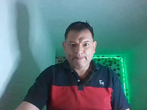 Snapshot of SexDiffrent chatting on April 27, 2026, 11:25 pm SexDiffrent online show from April 27, 2026, 11:25 pm