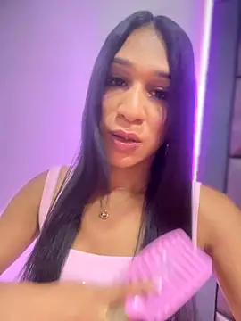 Ashly Miller online show from October 20, 2025, 7:36 pm