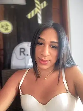 Ashly Miller online show from November 1, 2025, 7:49 pm