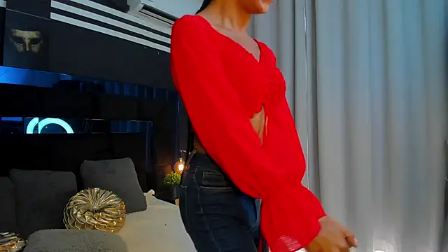 KatalinaMillan online show from February 21, 2025, 8:05 pm