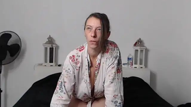 Oriane Jackson online show from November 7, 2025, 11:10 am