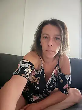 Snapshot of Oriane_Jackson chatting on July 17, 2026, 10:33 am Oriane Jackson online show from July 17, 2026, 10:33 am