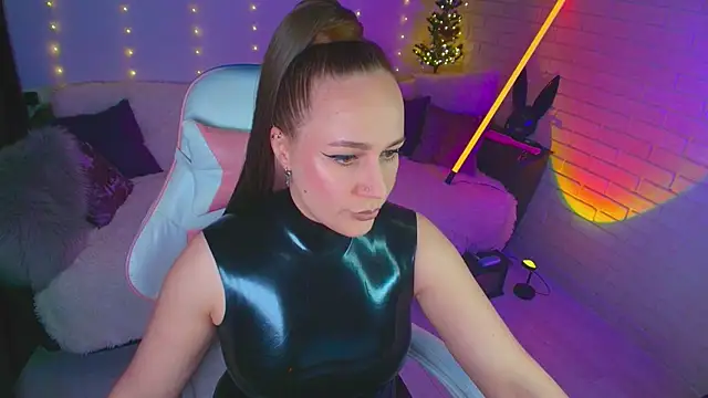 pepper cat  online show from April 9, 2026, 11:21 pm