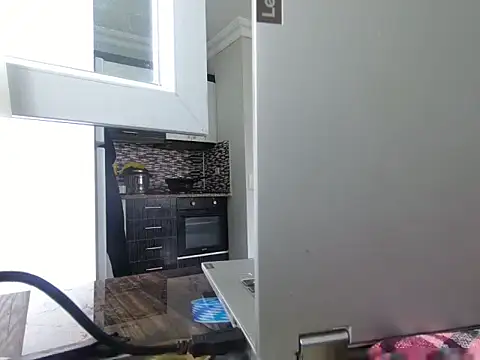 Snapshot of ALPHANDRE chatting on April 2, 2026, 6:11 am ALPHANDRE online show from April 2, 2026, 6:11 am