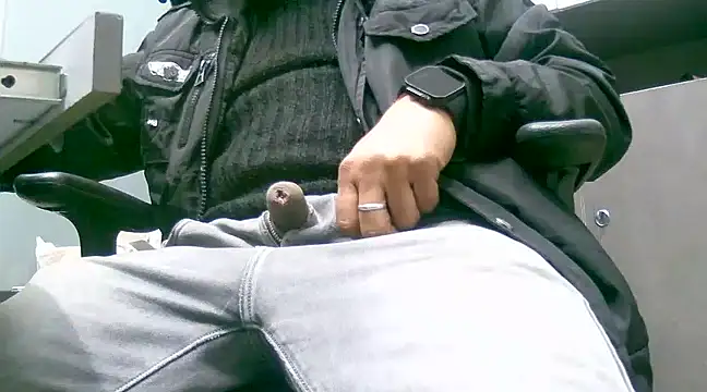 Snapshot of kavipanty chatting on January 11, 2025, 11:02 am kavipanty online show from January 11, 2025, 11:02 am