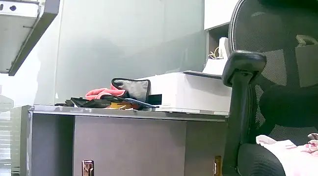 Snapshot of kavipanty chatting on March 6, 2025, 8:52 am kavipanty online show from March 6, 2025, 8:52 am