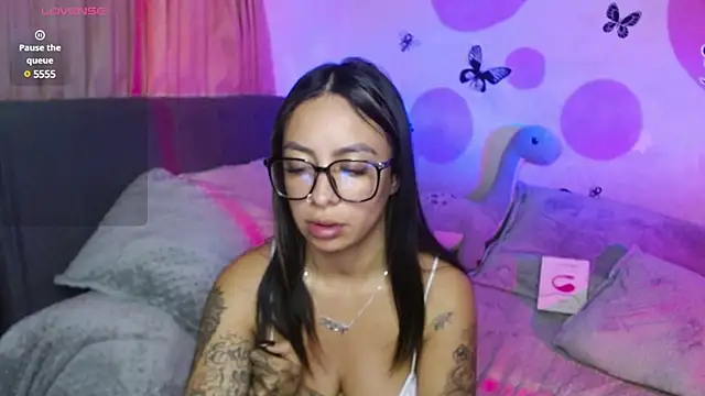 Snapshot of Cata_cortes chatting on February 22, 2025, 5:12 am Cata cortes online show from February 22, 2025, 5:12 am