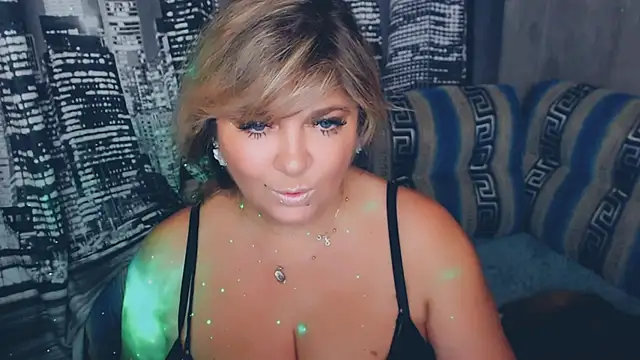 Malena Mi online show from December 1, 2024, 9:59 pm