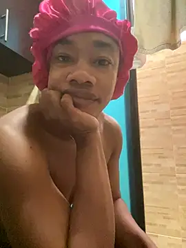  yisela  online show from November 21, 2025, 3:33 pm