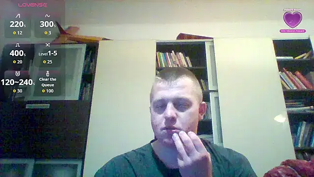 Matttthees online show from March 26, 2026, 11:32 pm