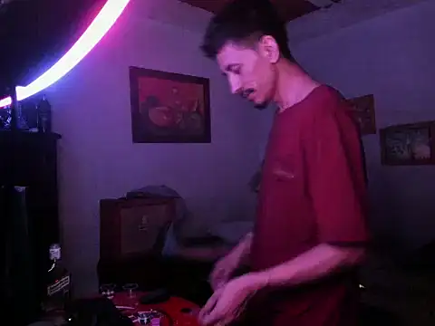 Gattita and Cattivo online show from April 11, 2026, 6:40 am