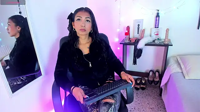 Tracy lambo online show from October 13, 2025, 1:22 pm