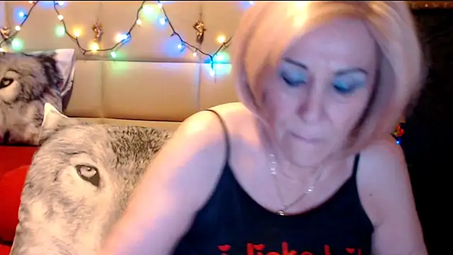 HappyWomanOn online show from March 15, 2025, 10:13 am