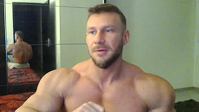 muscularkevin online show from December 10, 2024, 4:24 am