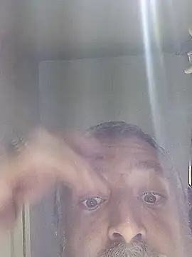 begood4daddy2day online show from September 18, 2025, 9:11 am