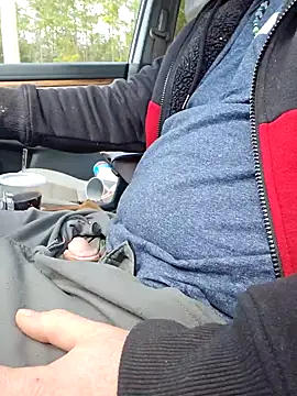 Hotredheadandtoungelasher online show from February 6, 2025, 5:40 pm