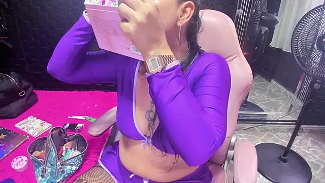 Snapshot of mature_sexi40 chatting on April 10, 2026, 11:59 am mature sexi40 online show from April 10, 2026, 11:59 am