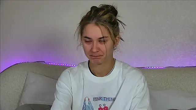 RachelSimpson online show from September 16, 2025, 7:04 pm