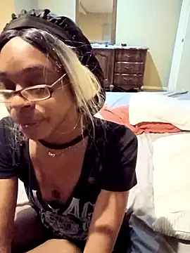 Snapshot of Jasmine_FullsShine chatting on April 23, 2026, 2:24 am Jasmine FullsShine online show from April 23, 2026, 2:24 am
