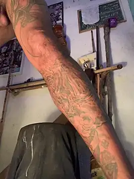 raphadoors19 online show from March 4, 2026, 3:23 am