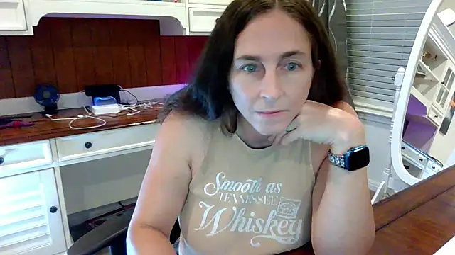 Snapshot of ShySuperheroGrrl chatting on December 18, 2024, 1:59 am ShySuperheroGrrl online show from December 18, 2024, 1:59 am