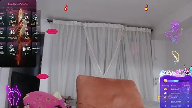 Snapshot of linapalacios chatting on February 4, 2025, 11:38 pm linapalacios online show from February 4, 2025, 11:38 pm