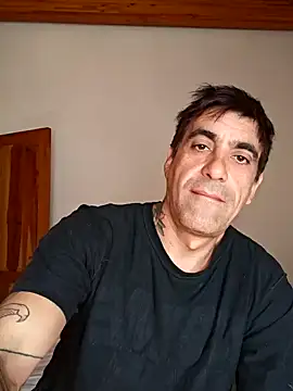 Elnonoykeila77 online show from December 29, 2024, 1:28 pm