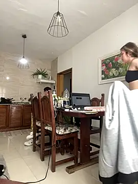 Elnonoykeila77 online show from April 19, 2026, 4:50 pm