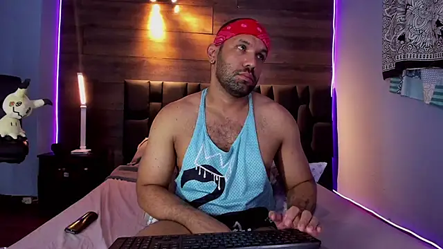 Snapshot of anthonylatynxd chatting on February 18, 2025, 11:41 pm anthonylatynxd online show from February 18, 2025, 11:41 pm