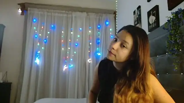 3littleschoolteens online show from December 18, 2025, 8:09 am